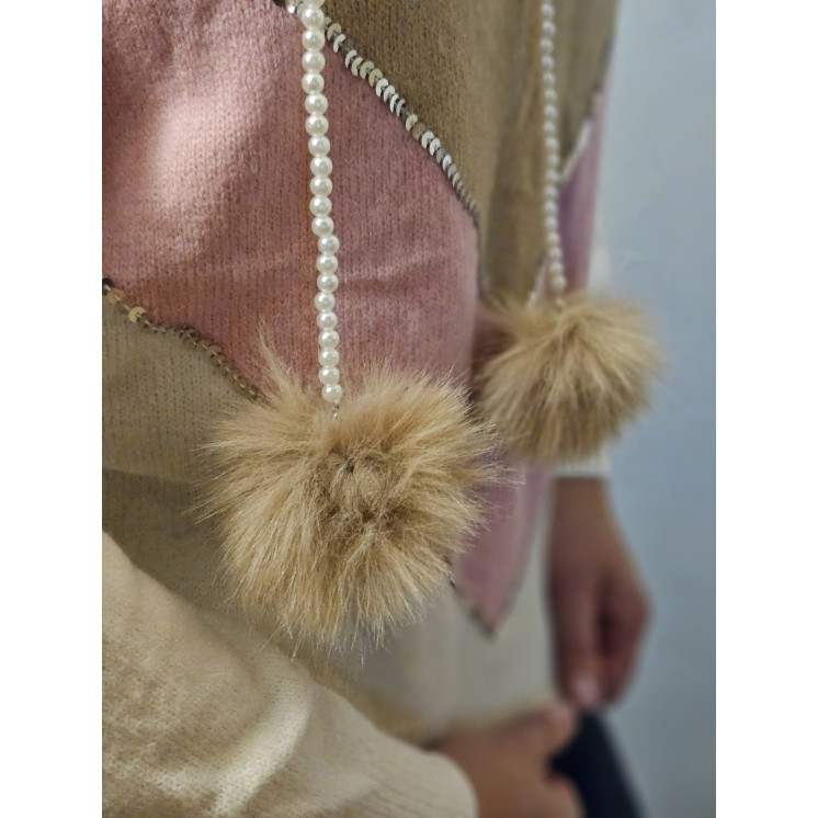 Pull capuche et fourrure