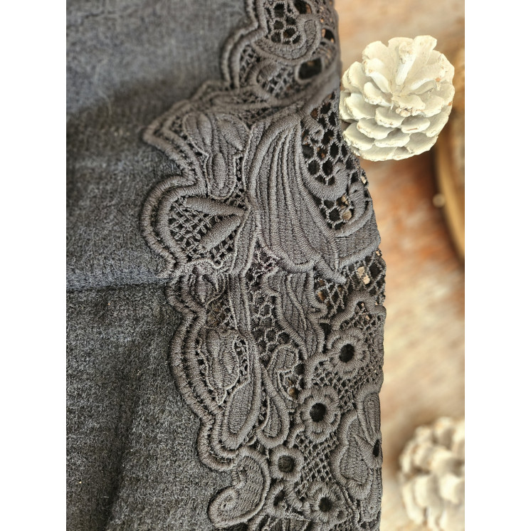 Pull manche dentelle