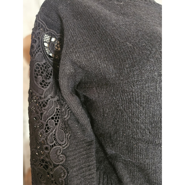 Pull manche dentelle